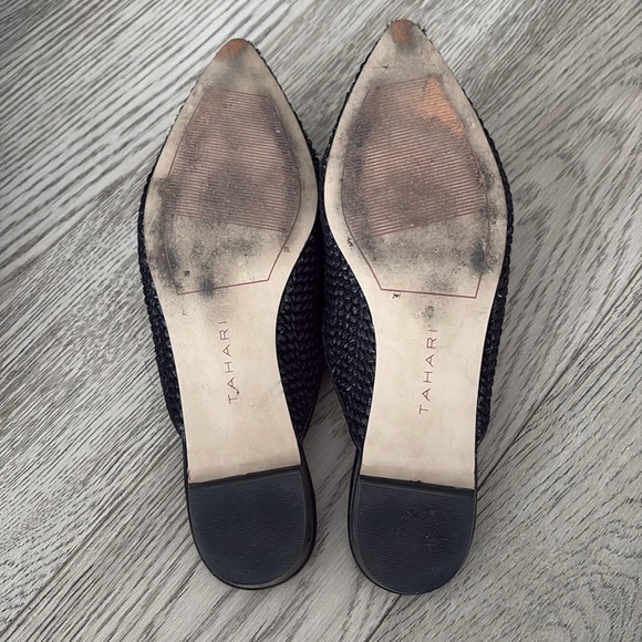 Tahari Nydelle Black Raffia Slides - Picture 3 of 5